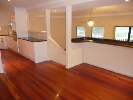 15 Maloney Crescent, MAUDSLAND QLD 4210, Maudsland - Thumbnail 2