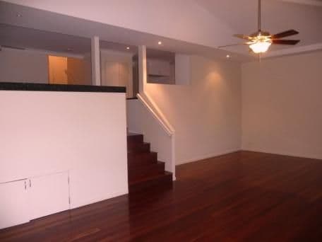 15 Maloney Crescent, MAUDSLAND QLD 4210, Maudsland - Thumbnail 4