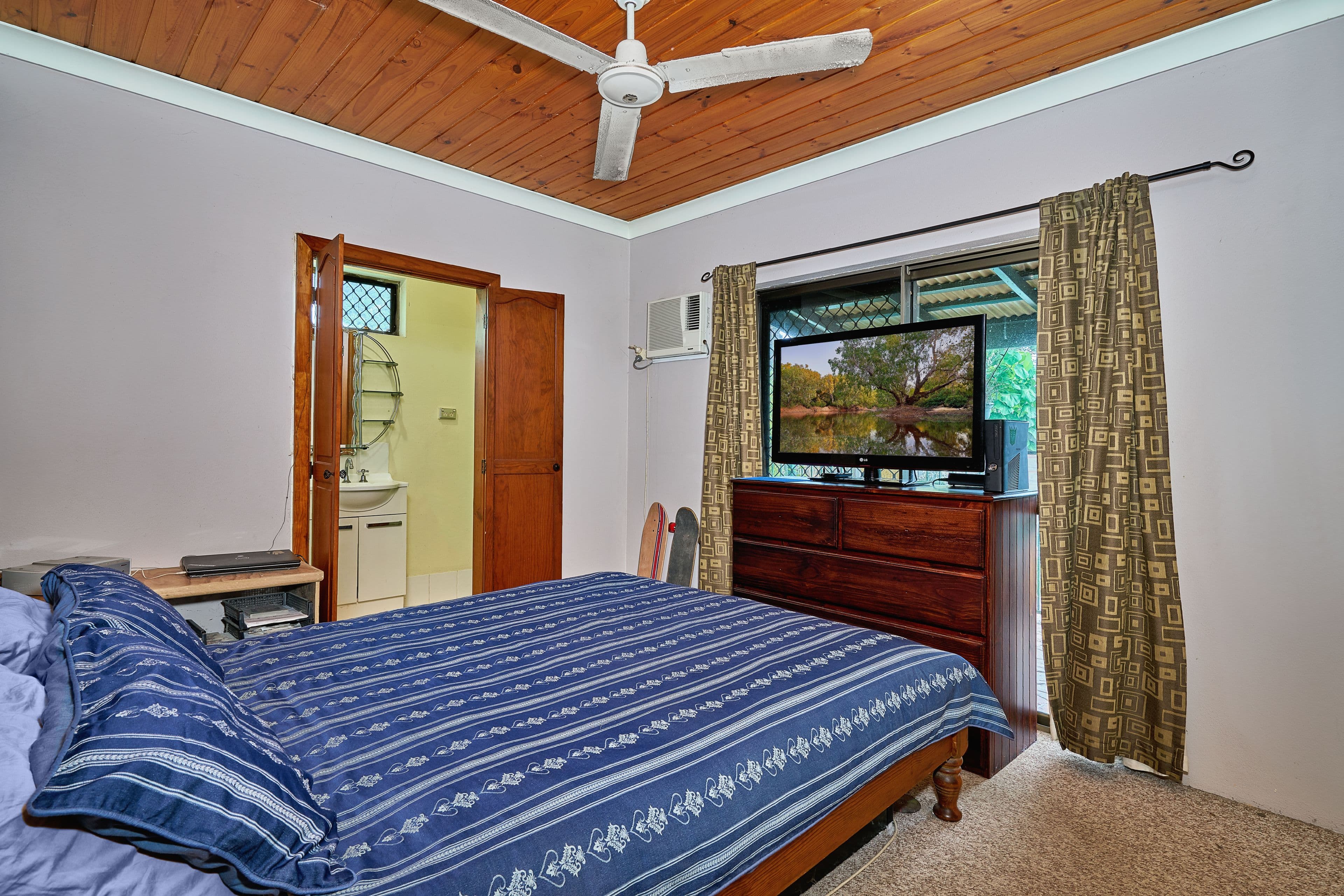 15 Pepperina Street, Mooroobool QLD 4870, Mooroobool - Thumbnail 7