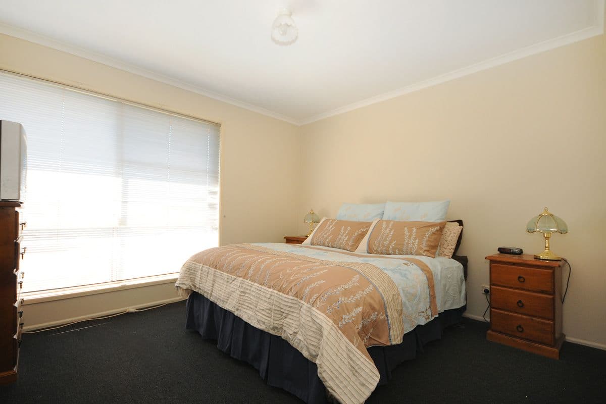 15 Martini Street, MOUNT LOFTY QLD 4350, Mount Lofty - Thumbnail 6