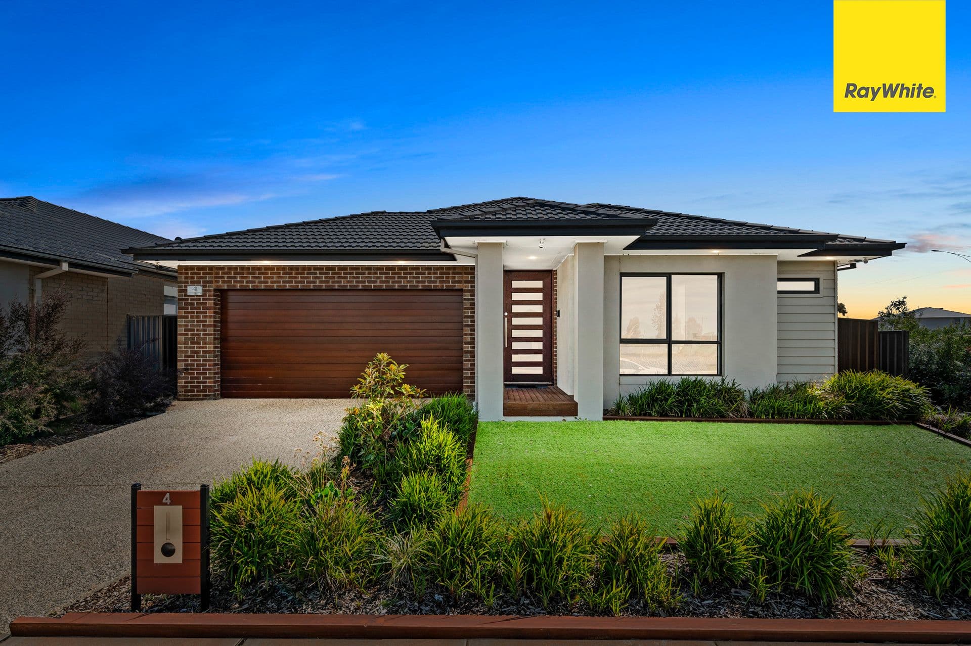 4 Tamboritha Boulevard, WEIR VIEWS VIC 3338, Weir Views - Image 1