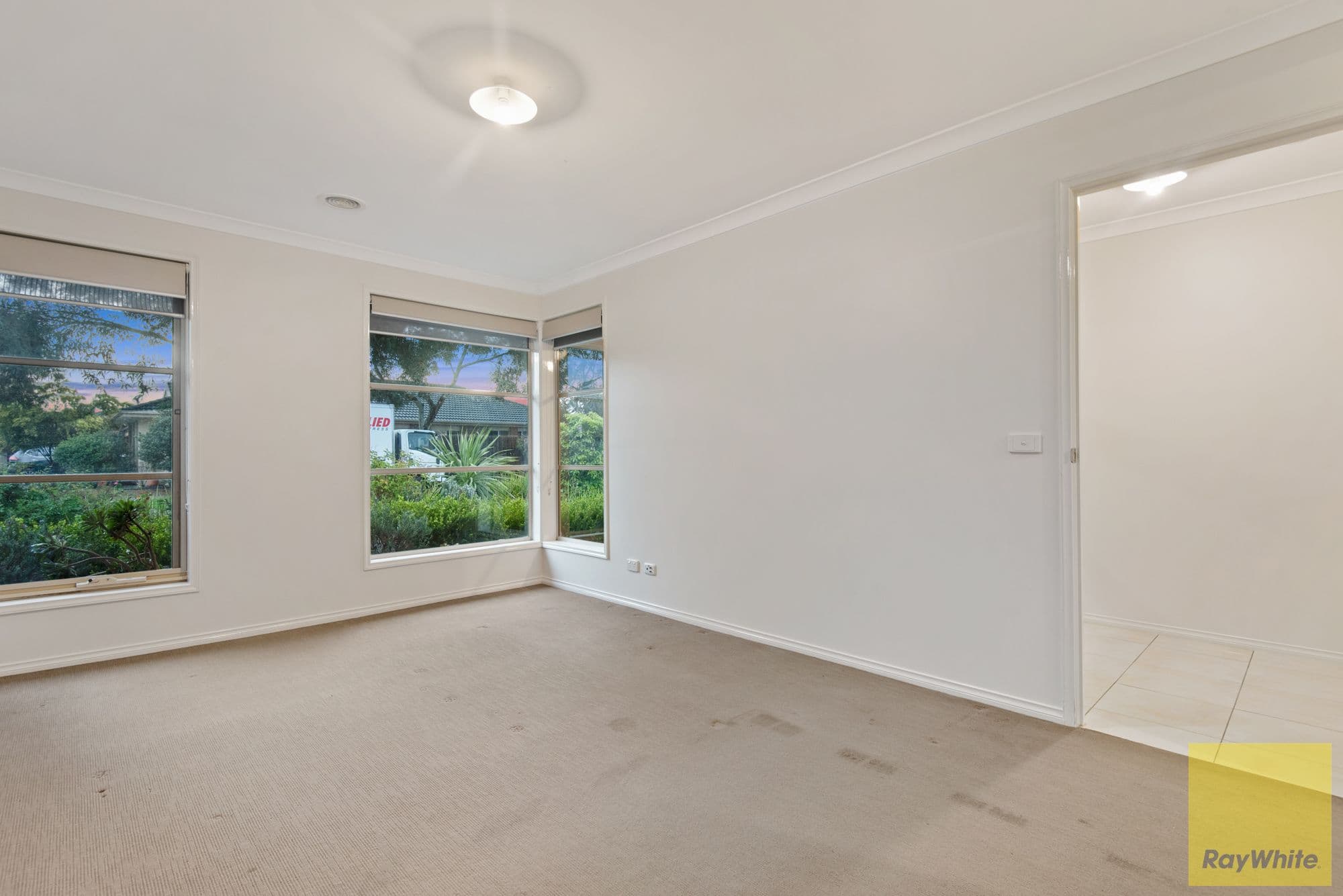 12 Mayfield Avenue, Truganina VIC 3029, Truganina - Thumbnail 4