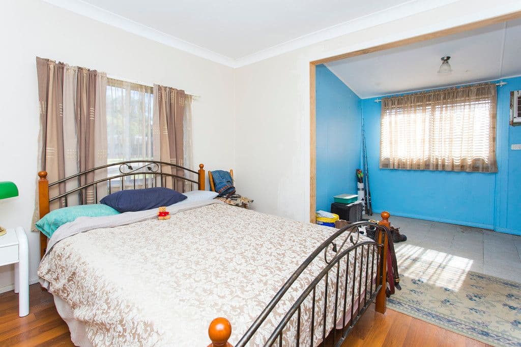 18 Lowe Street, Clarence Town - Thumbnail 5
