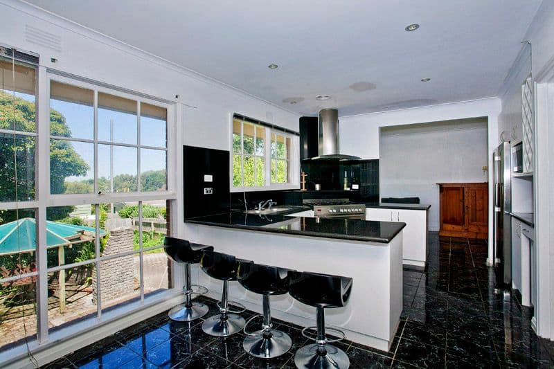 37 Thornhill Road, HIGHTON VIC 3216, Highton - Thumbnail 3