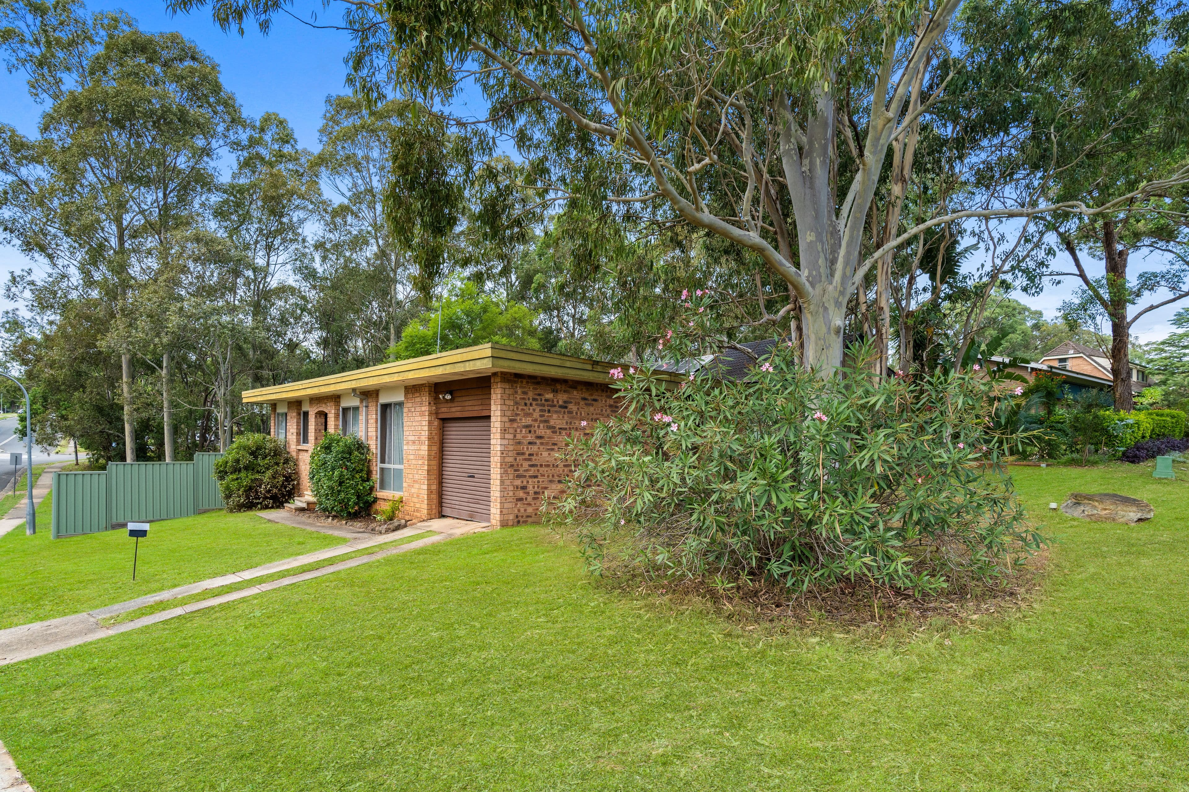 2 Greenoaks Avenue, Bradbury NSW 2560, Bradbury - Thumbnail 2