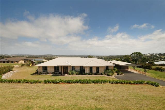 8 Mountview Court, HIGHFIELDS QLD 4352, Highfields - Thumbnail 2