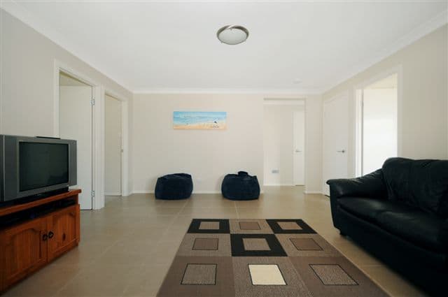 8 Mountview Court, HIGHFIELDS QLD 4352, Highfields - Thumbnail 3