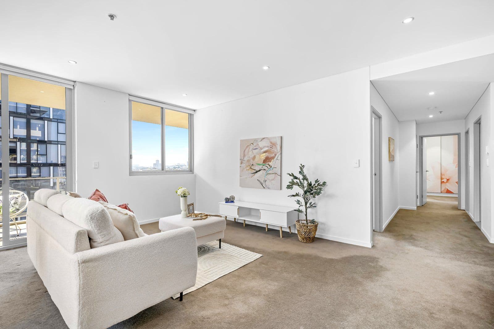 8 Bourke Road, Mascot NSW 2020, Mascot - Thumbnail 2