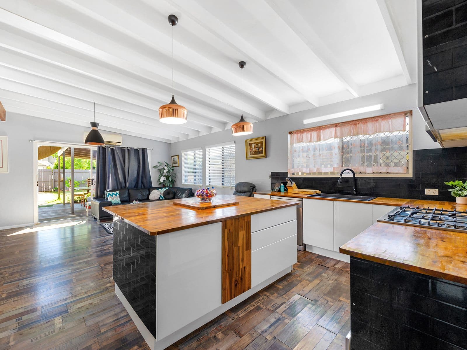 15 Purchase Street, Banyo QLD 4014, Banyo - Thumbnail 2