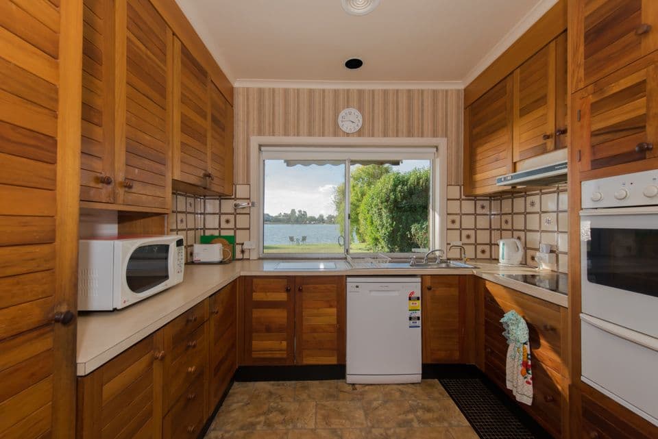 4 Irvine Parade, Yarrawonga VIC 3730, Yarrawonga - Thumbnail 7