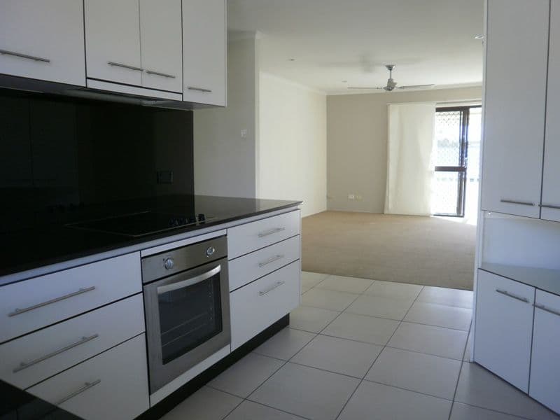 997 Gold Coast Highway, PALM BEACH QLD 4221, Palm Beach - Thumbnail 2