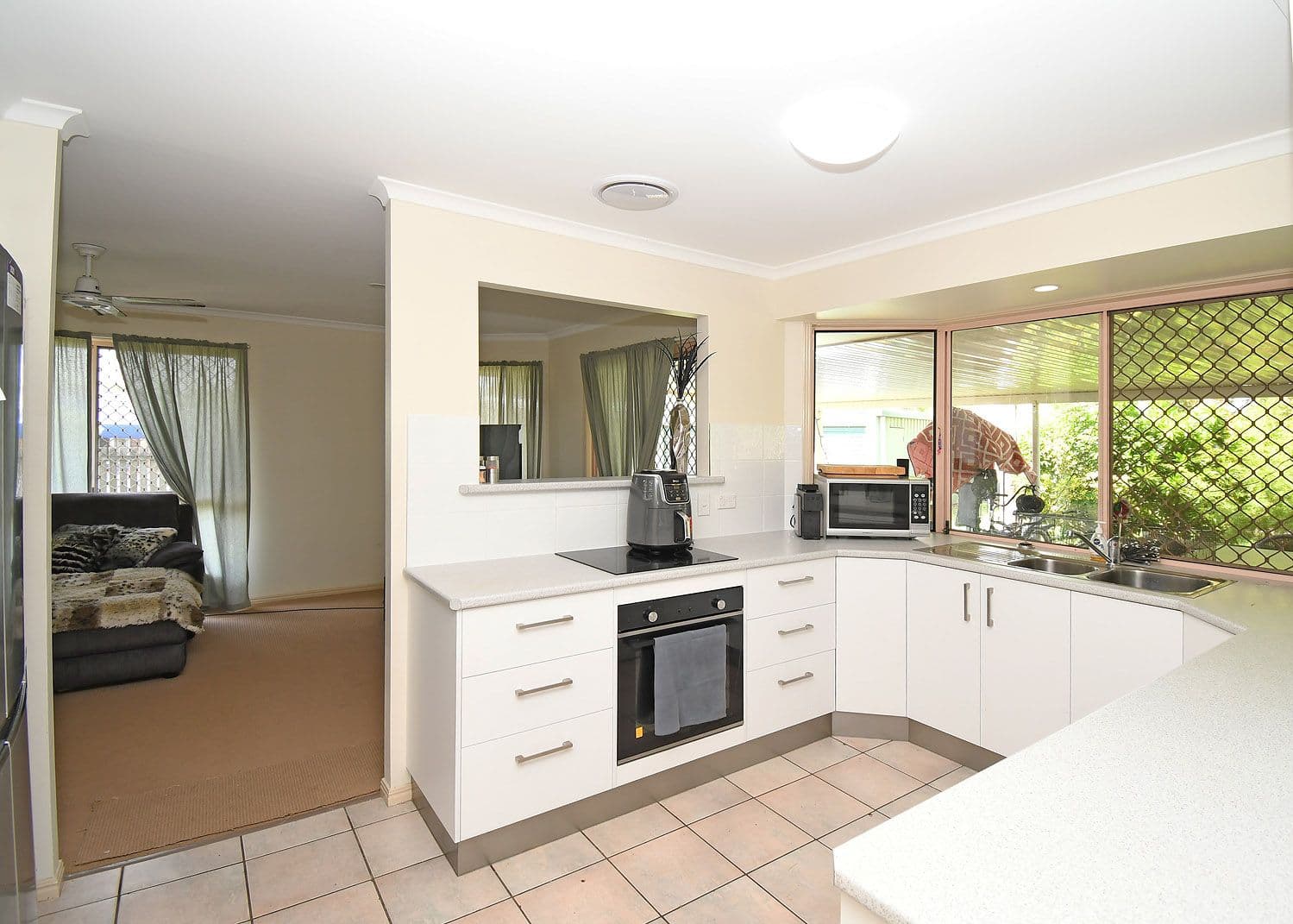 24 Thornbill Drive, Eli Waters QLD 4655, Eli Waters - Thumbnail 3