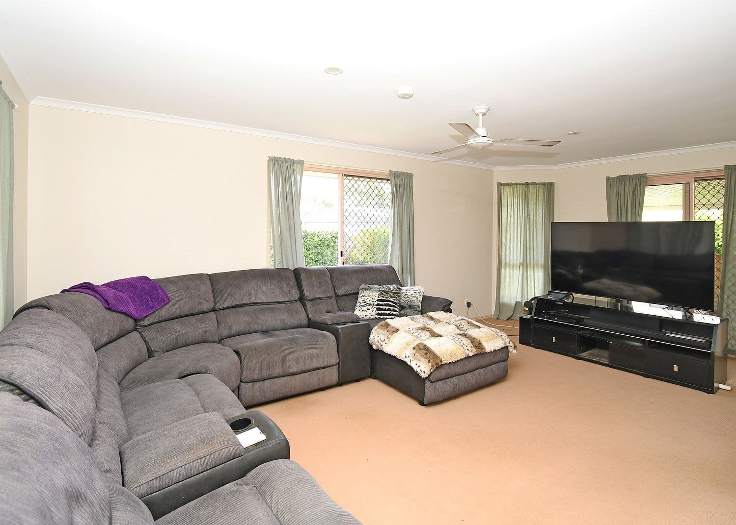 24 Thornbill Drive, Eli Waters QLD 4655, Eli Waters - Thumbnail 5