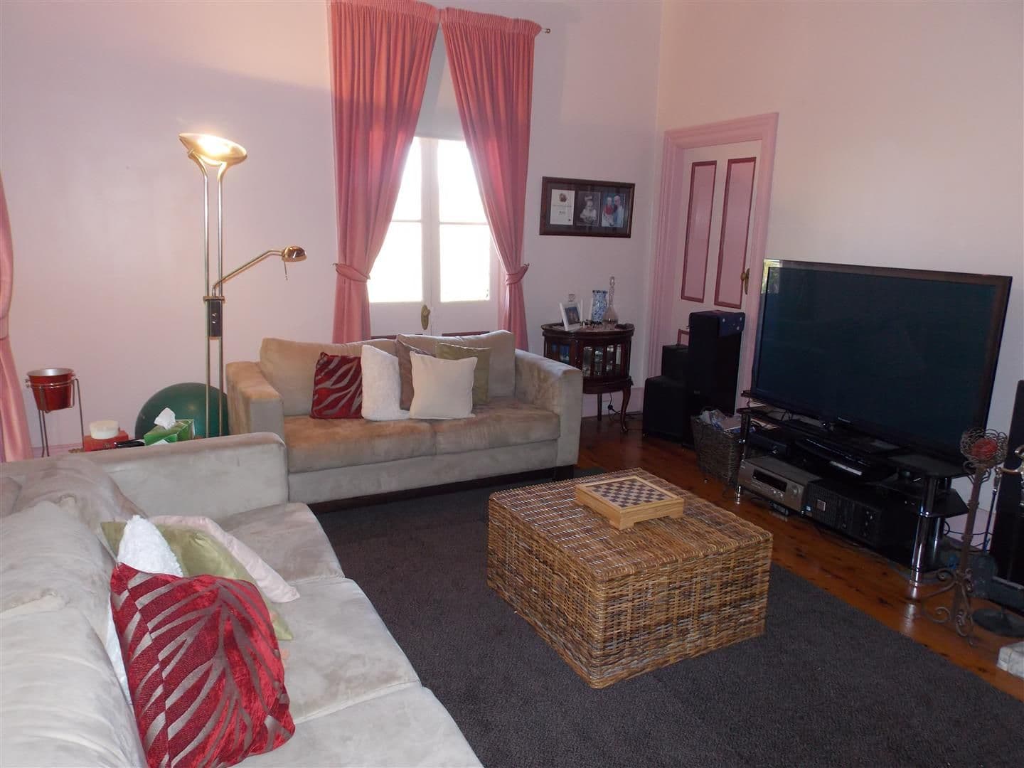 18 East Street, PARKES NSW 2870, Parkes - Thumbnail 3
