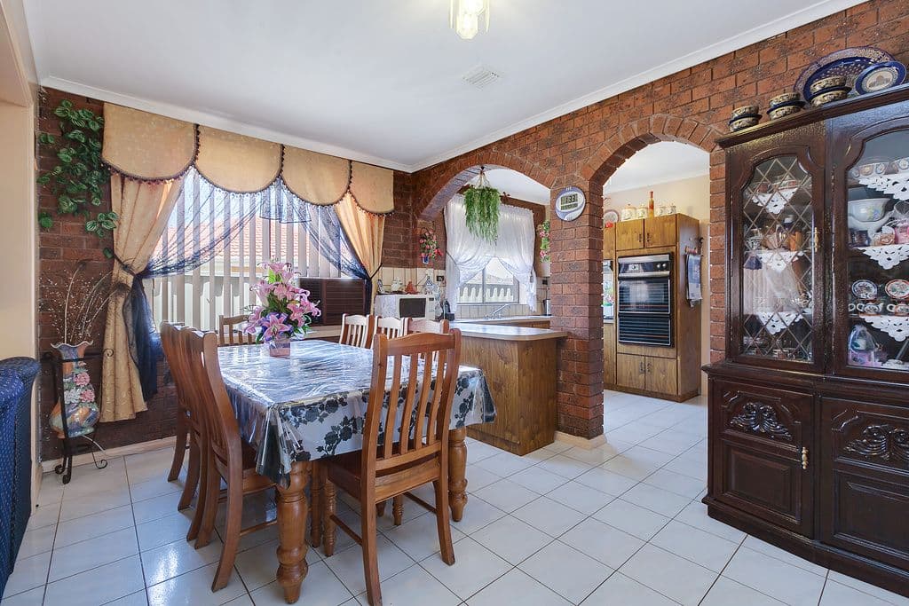 4 Bali Place, Lalor VIC 3075, Lalor - Thumbnail 4