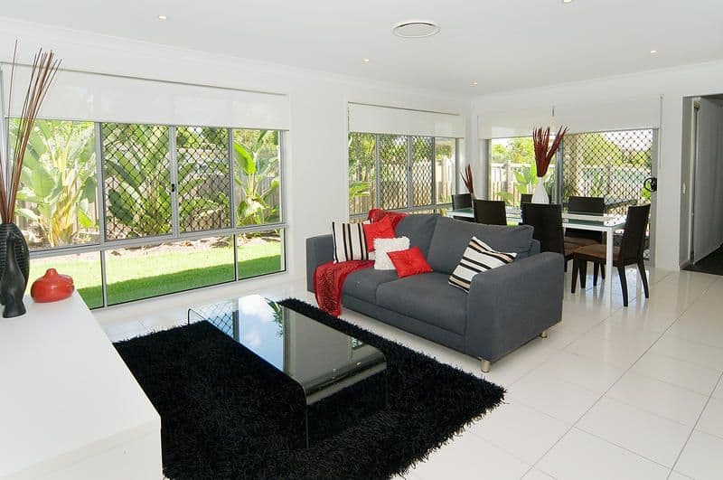 27 Holterman Crescent, Redbank Plains QLD 4301, Redbank Plains - Thumbnail 3