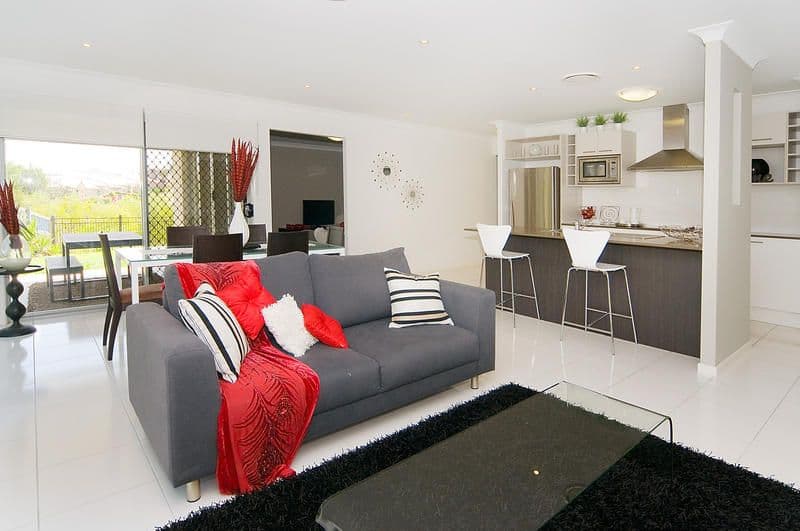 27 Holterman Crescent, Redbank Plains QLD 4301, Redbank Plains - Thumbnail 6
