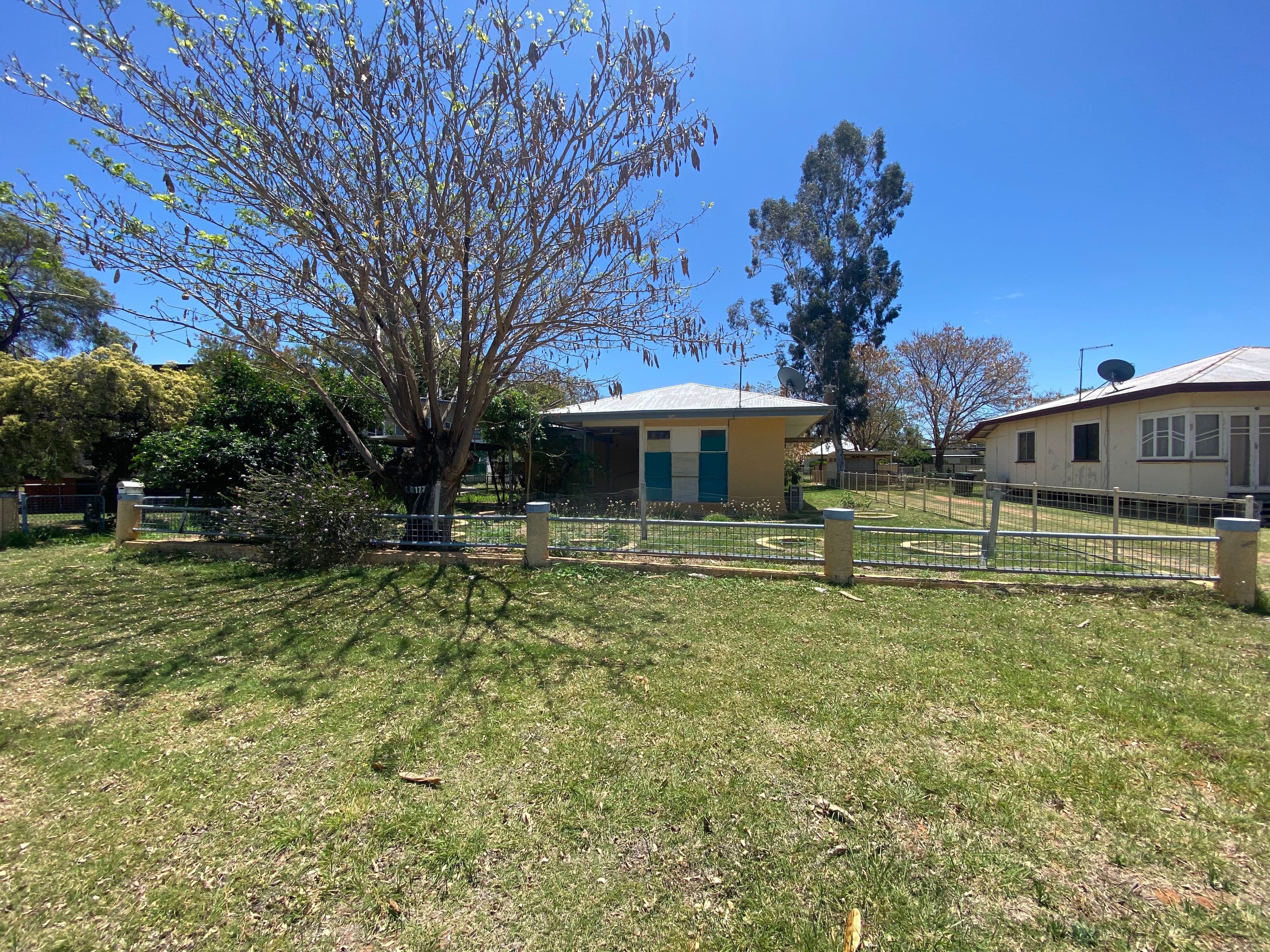 177 Parry Street, Charleville QLD 4470, Charleville - Thumbnail 2