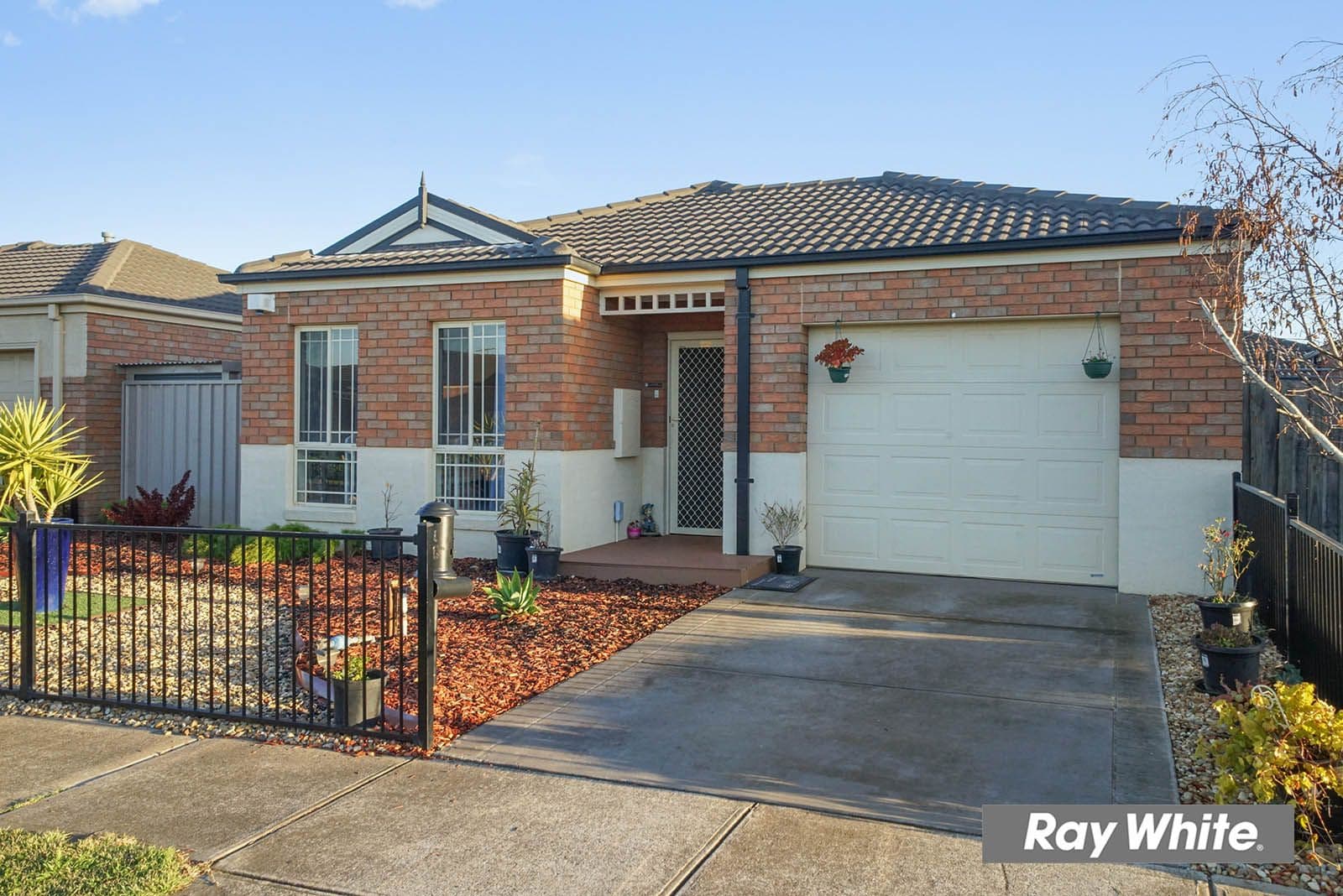 26 Harkaway Avenue, Hoppers Crossing VIC 3029, Hoppers Crossing - Thumbnail 2