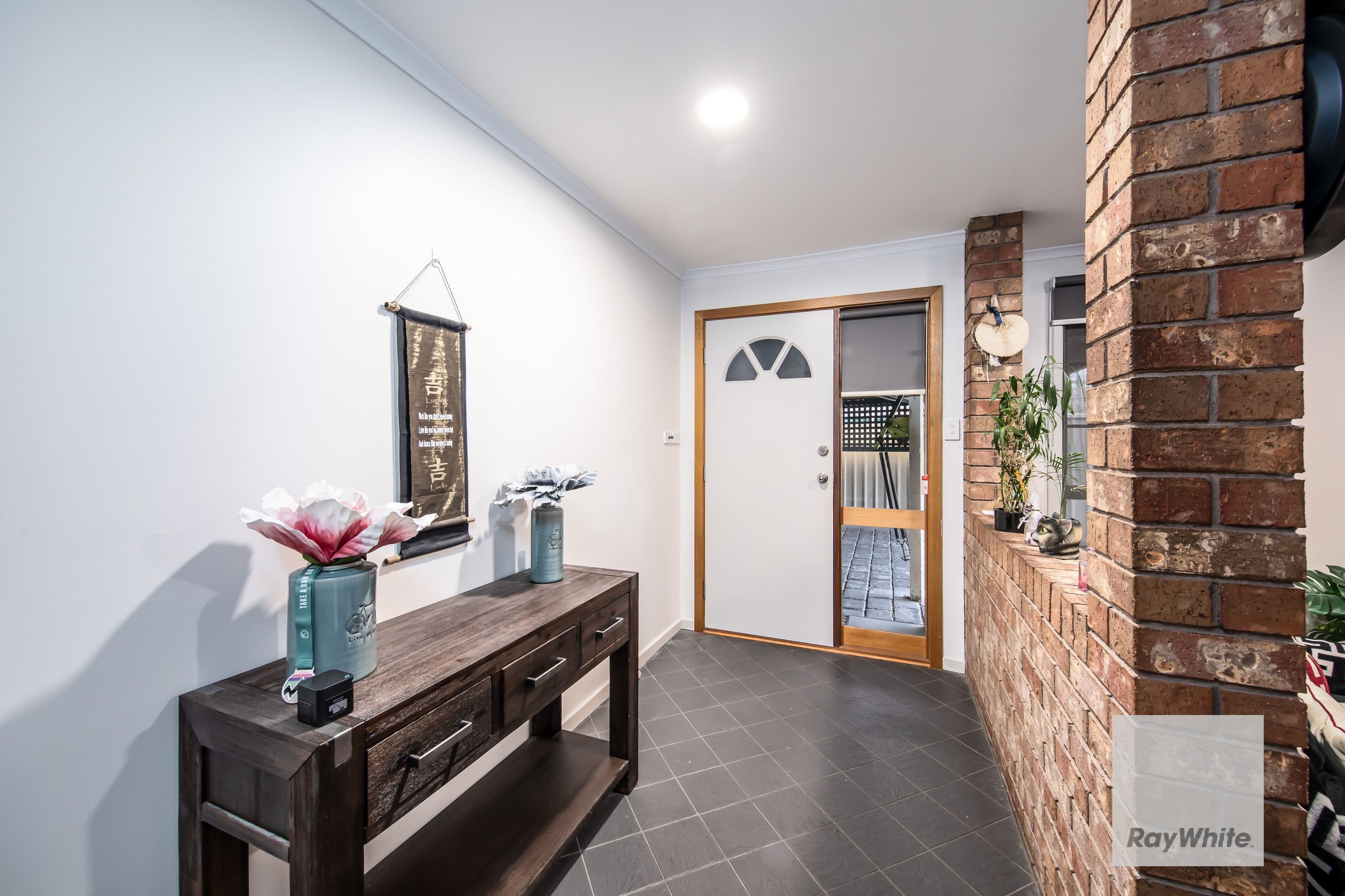 11 Winchester Court, Kings Park VIC 3021, Kings Park - Thumbnail 2