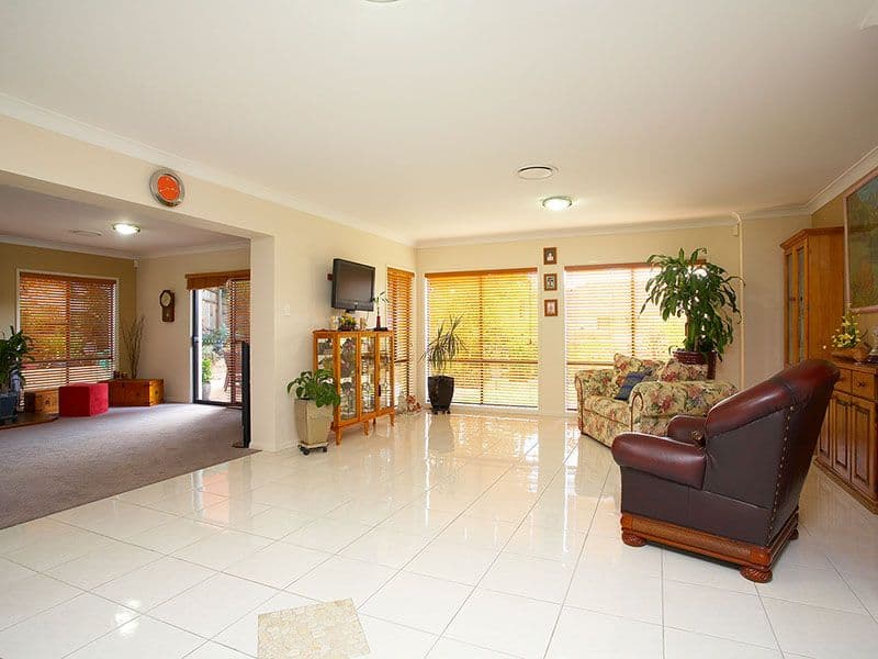 16 Peron Court, NORTH LAKES QLD 4509, North Lakes - Thumbnail 4