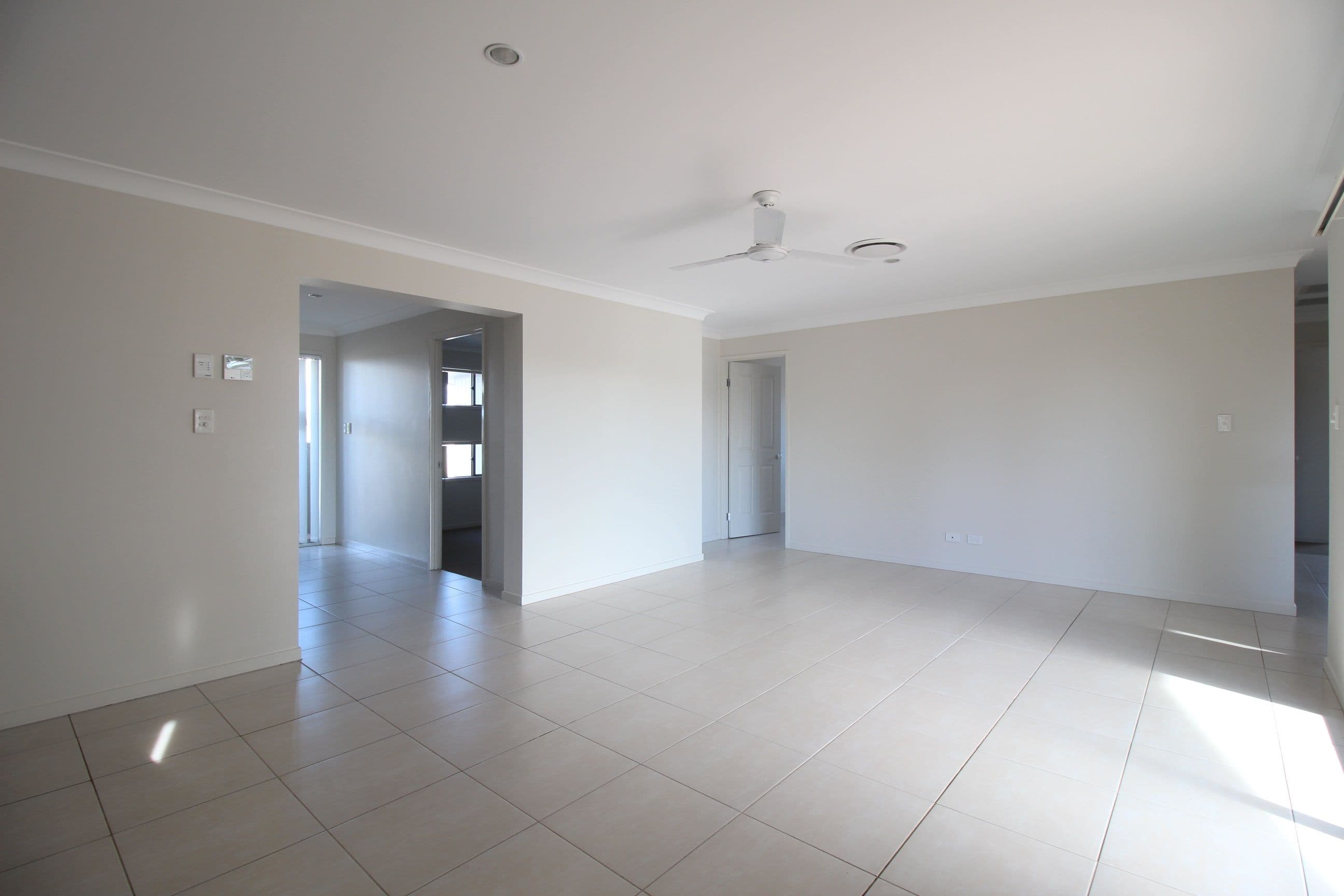 7 Ivers Place, Emerald QLD 4720, Emerald - Thumbnail 5
