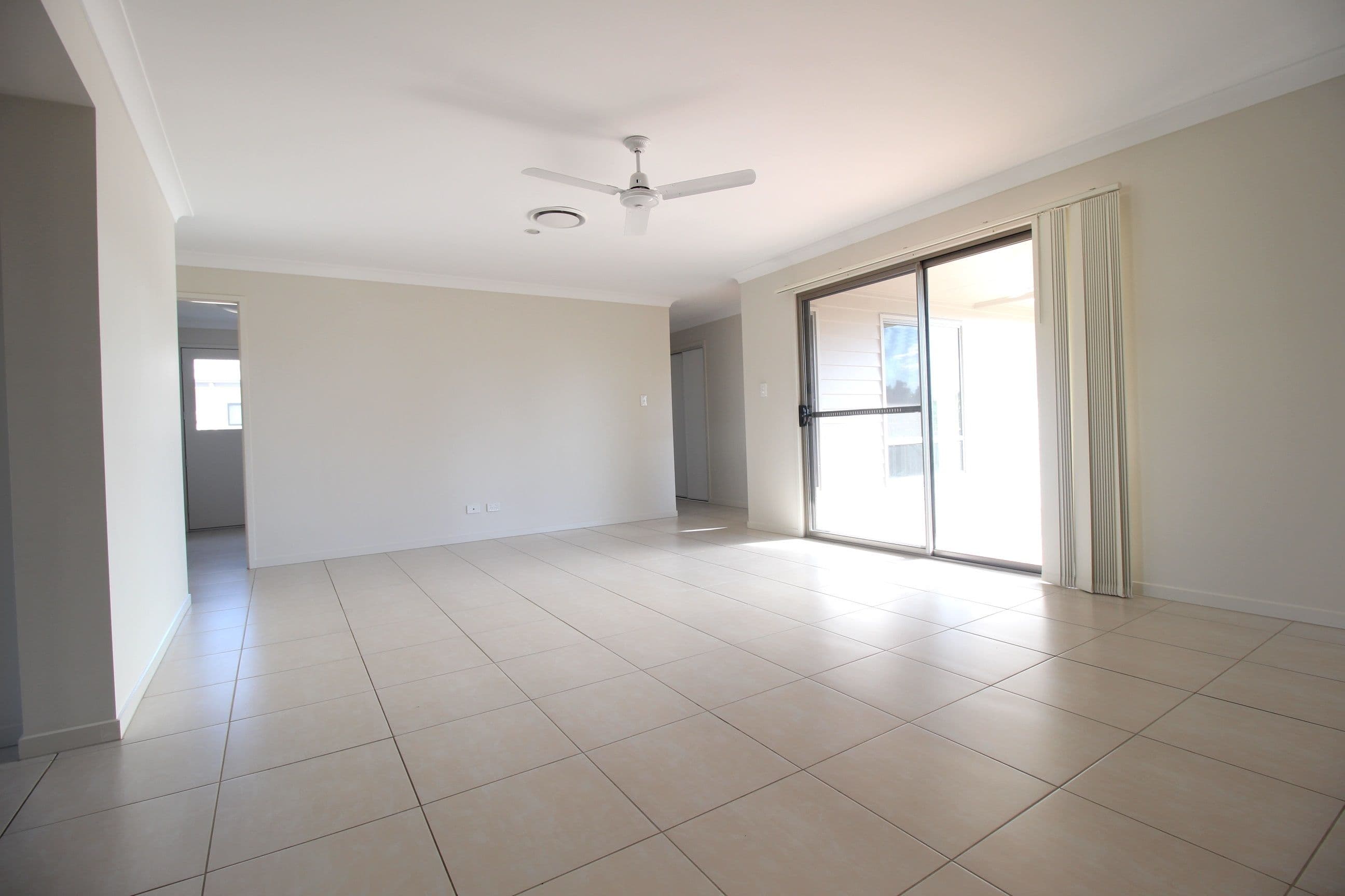 7 Ivers Place, Emerald QLD 4720, Emerald - Thumbnail 6