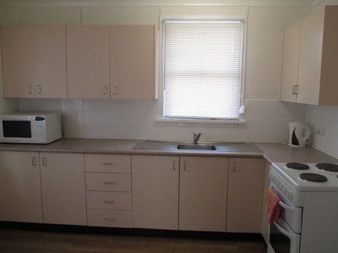 6 Greene Avenue, Coonamble - Thumbnail 3