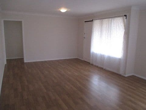 6 Greene Avenue, Coonamble - Thumbnail 8