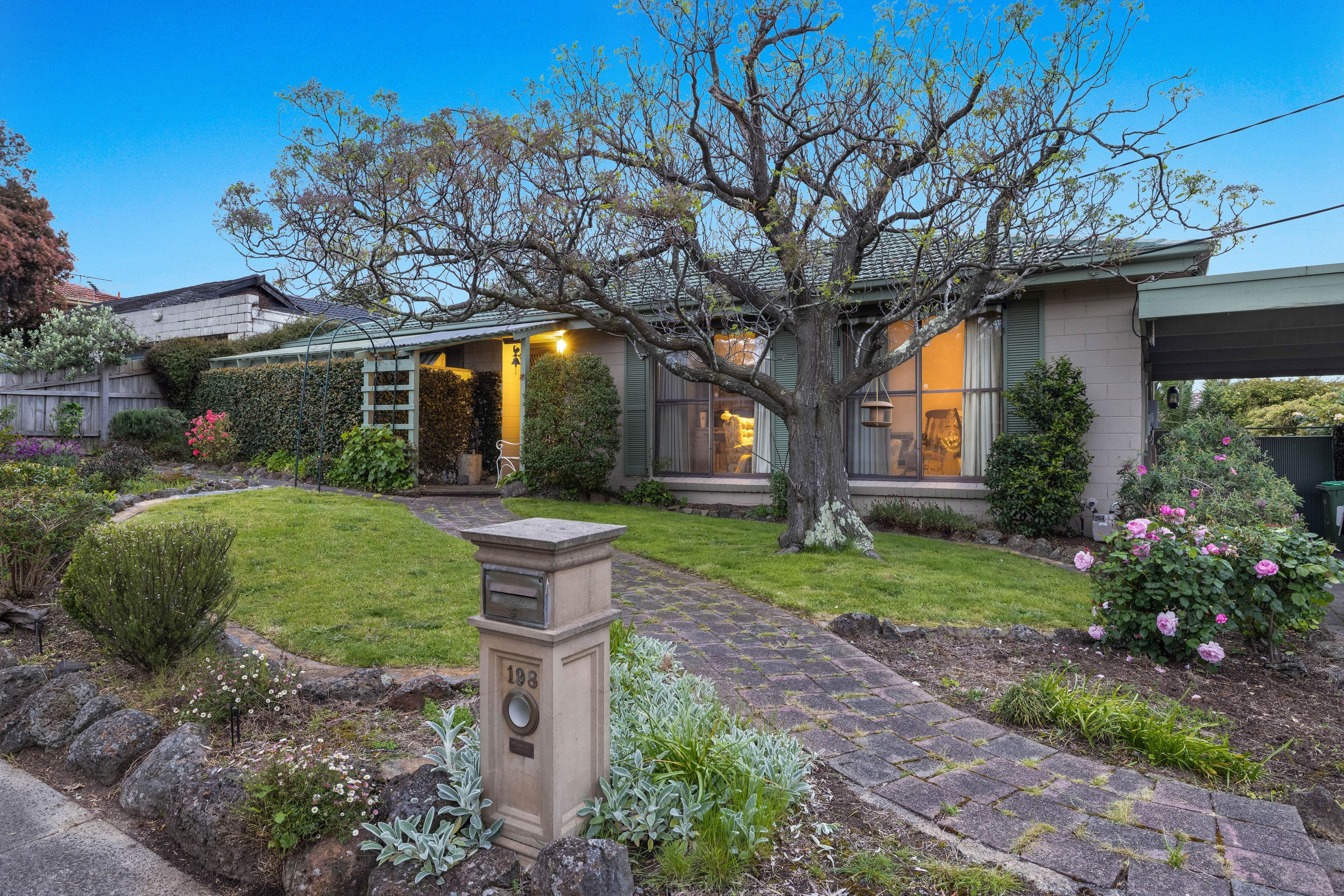 198 Hickling Avenue, Greensborough VIC 3088, Greensborough - Image 1