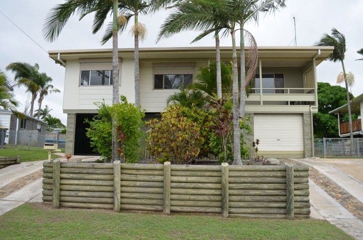 7 Chapman Drive, CLINTON QLD 4680, Clinton - Image 1