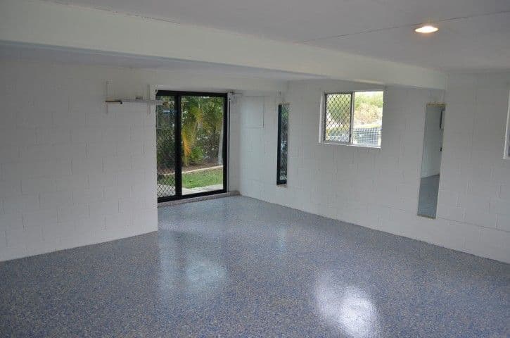 7 Chapman Drive, CLINTON QLD 4680, Clinton - Thumbnail 6