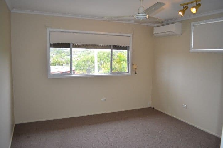 7 Chapman Drive, CLINTON QLD 4680, Clinton - Thumbnail 7