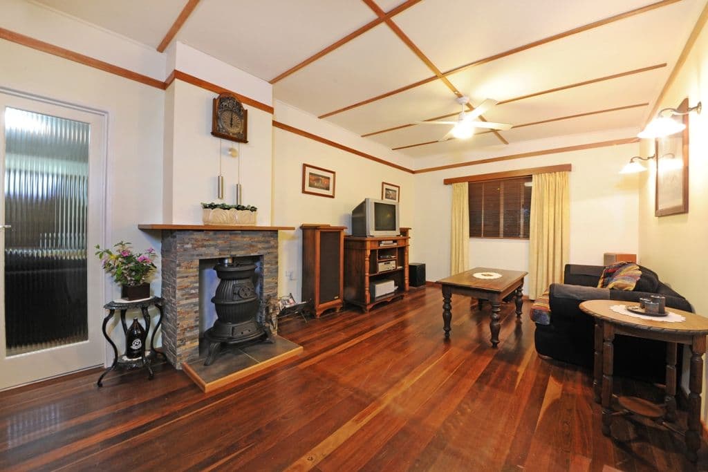23 Fisher Road, PRESTON QLD 4800, Preston - Thumbnail 2