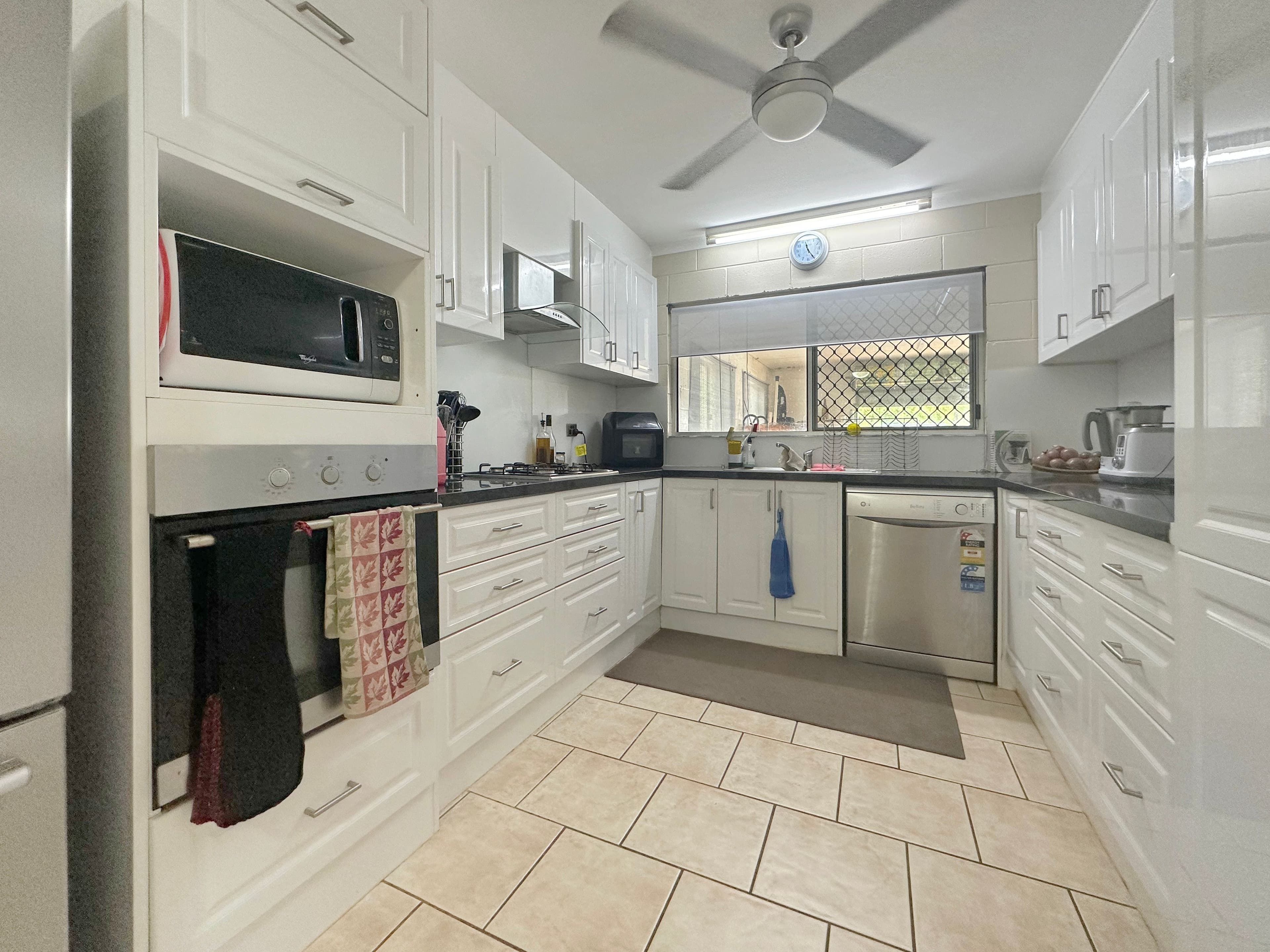 70 Colonial Drive, Clairview QLD 4741, Clairview - Thumbnail 6