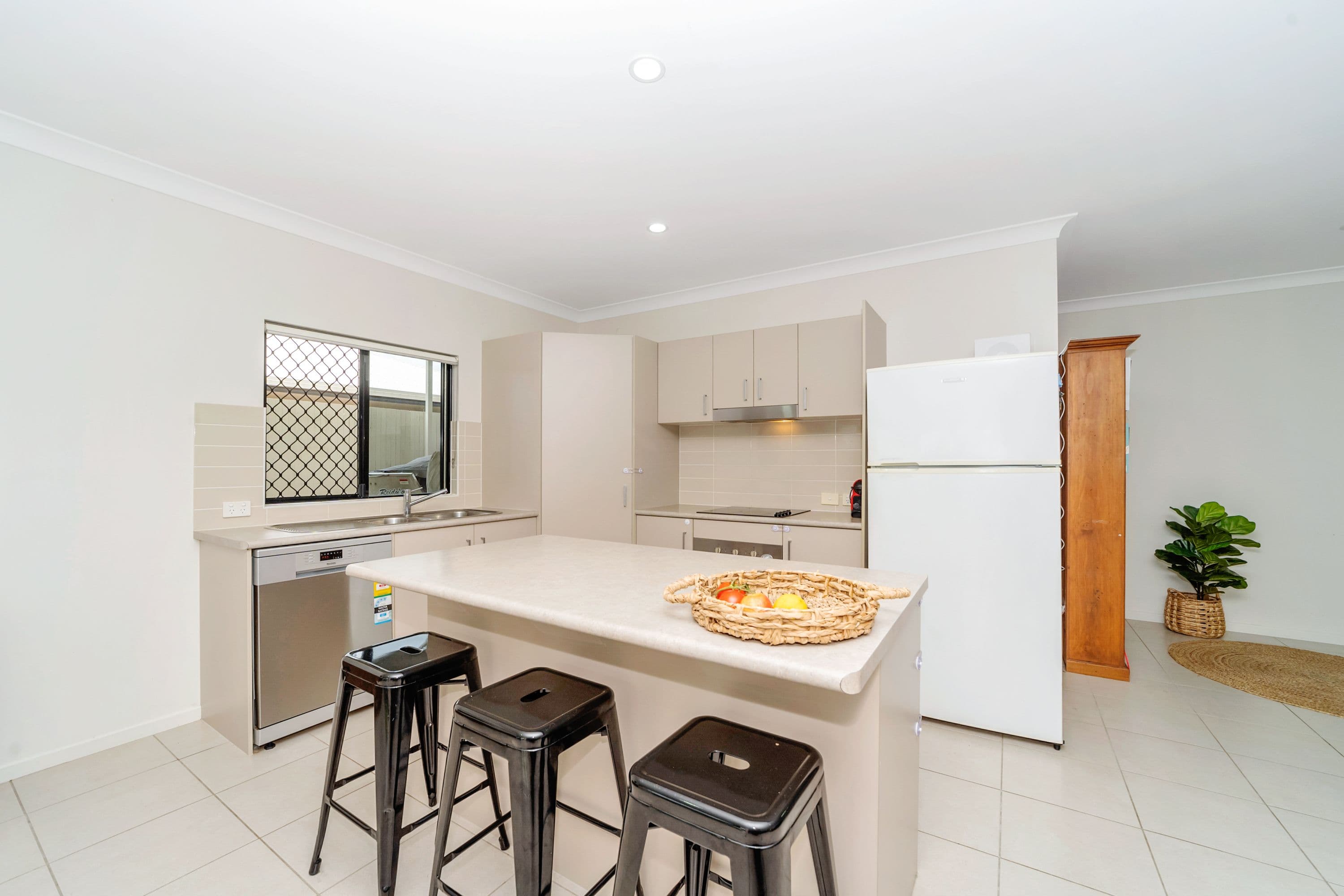 35 Brush Cherry Street, Mount Low QLD 4818, Mount Low - Thumbnail 3