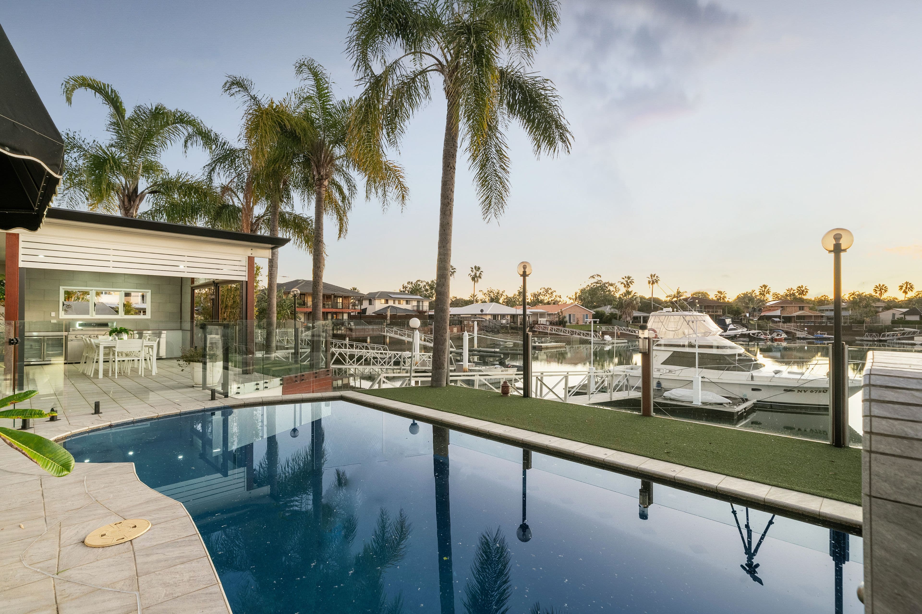 6 Reliance Court, Newport QLD 4020, Newport - Thumbnail 2