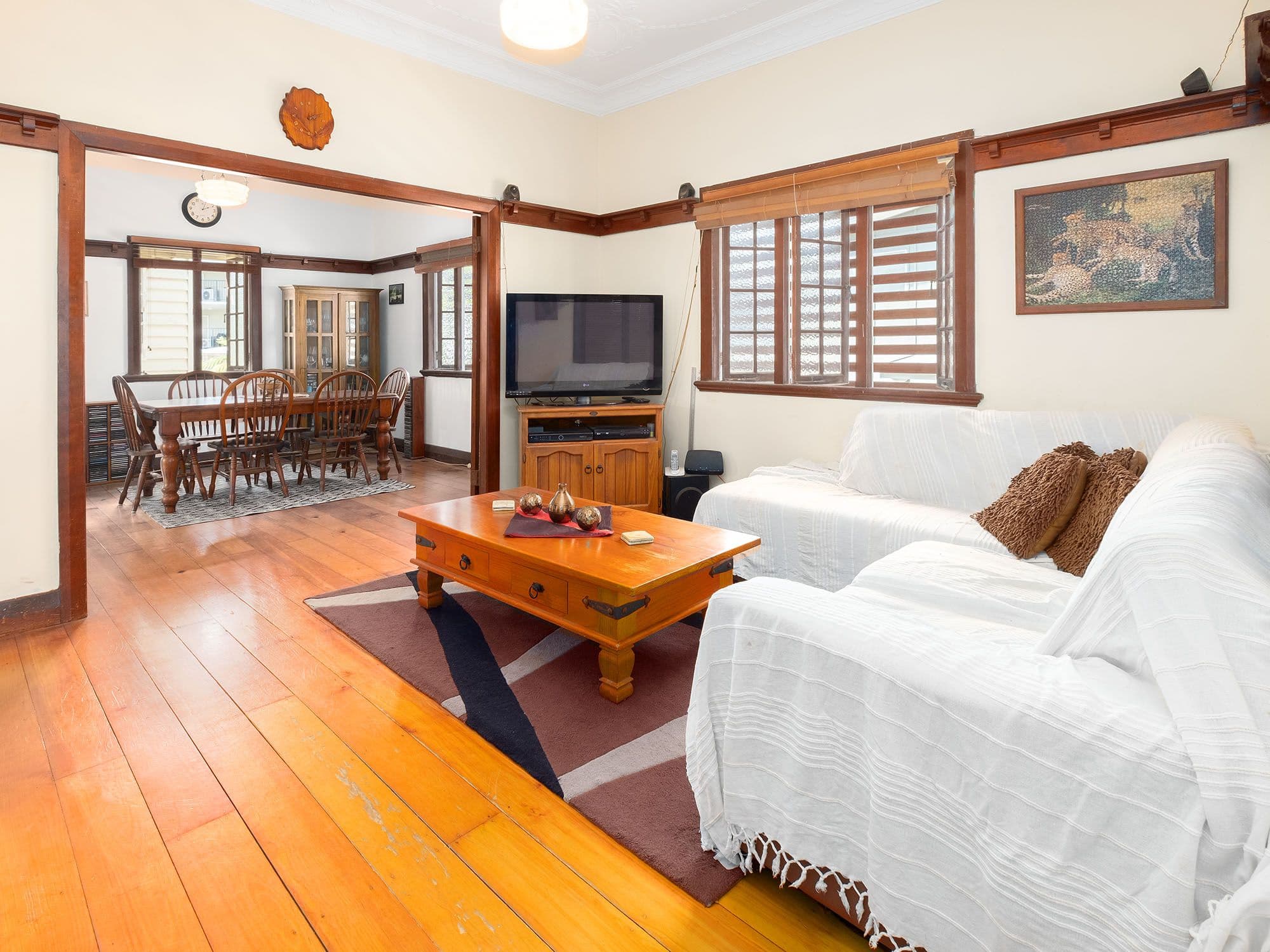 29 Birdwood Road, Holland Park West QLD 4121, Holland Park West - Thumbnail 2