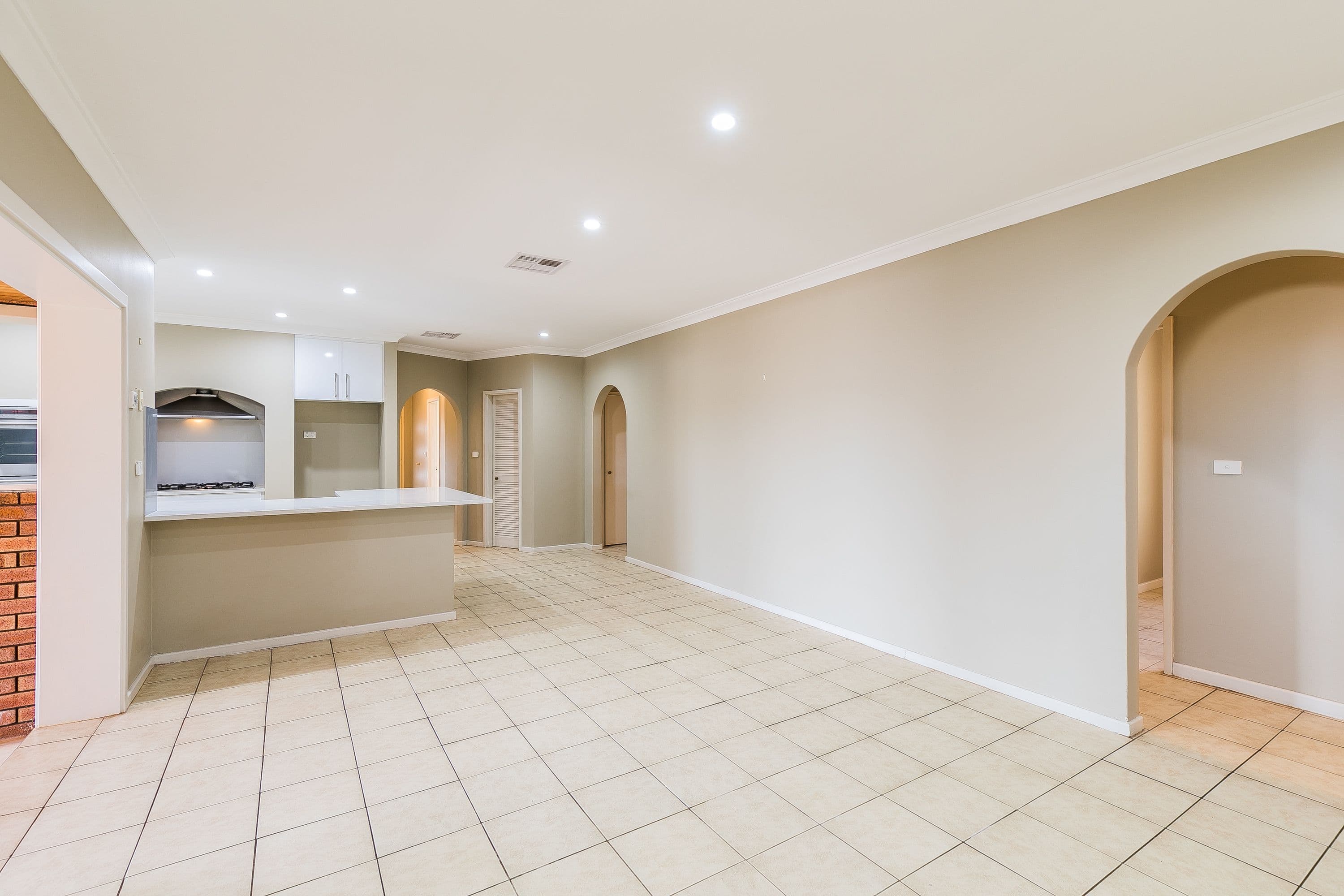 19 Sparrow Way, Spearwood WA 6163, Spearwood - Thumbnail 4