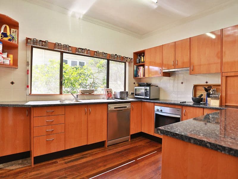 161 Normanhurst Road, BOONDALL QLD 4034, Boondall - Thumbnail 2