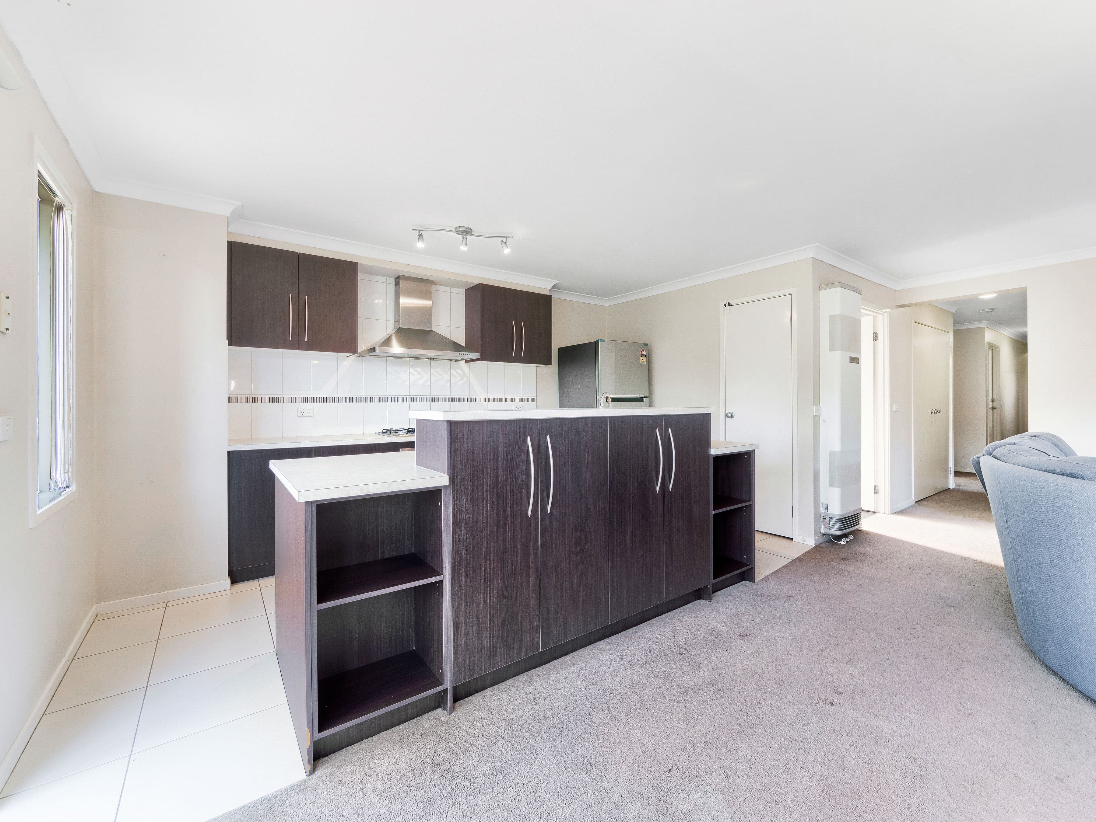 9 Maddock Drive, Cranbourne East VIC 3977, Cranbourne East - Thumbnail 2
