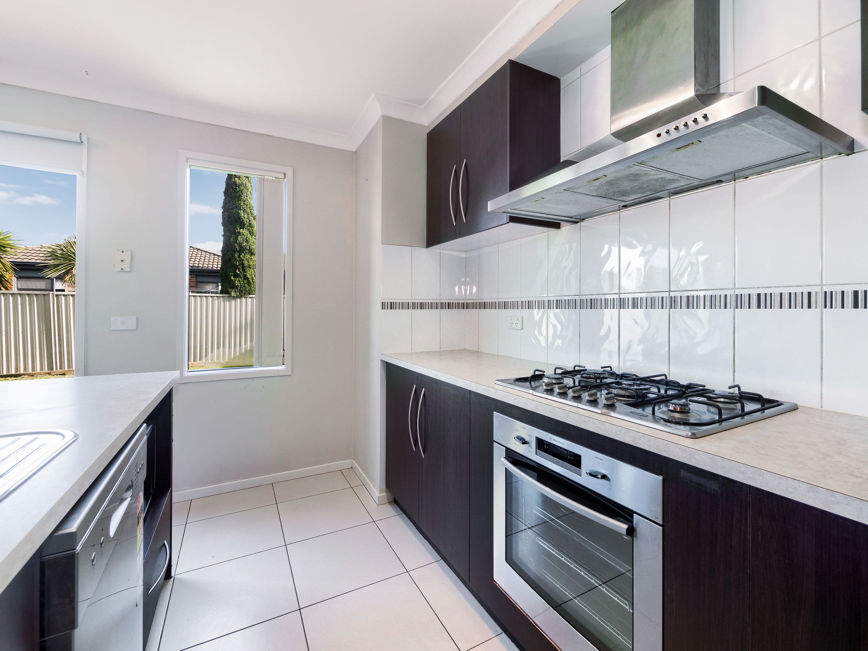 9 Maddock Drive, Cranbourne East VIC 3977, Cranbourne East - Thumbnail 6
