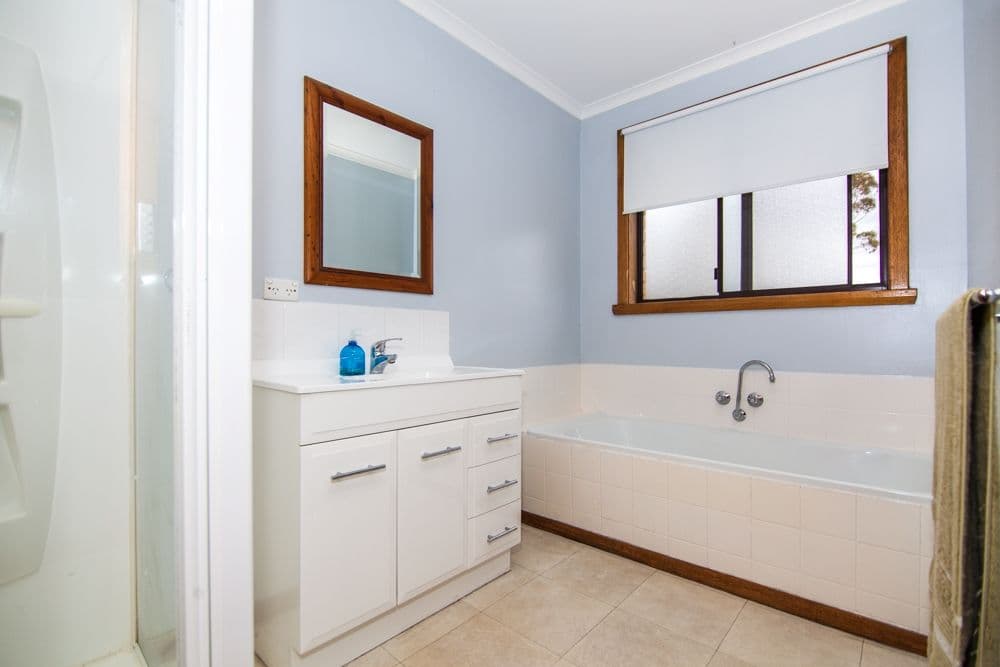 33 Rowland Crescent, SUMMERHILL TAS 7250, Summerhill - Thumbnail 3