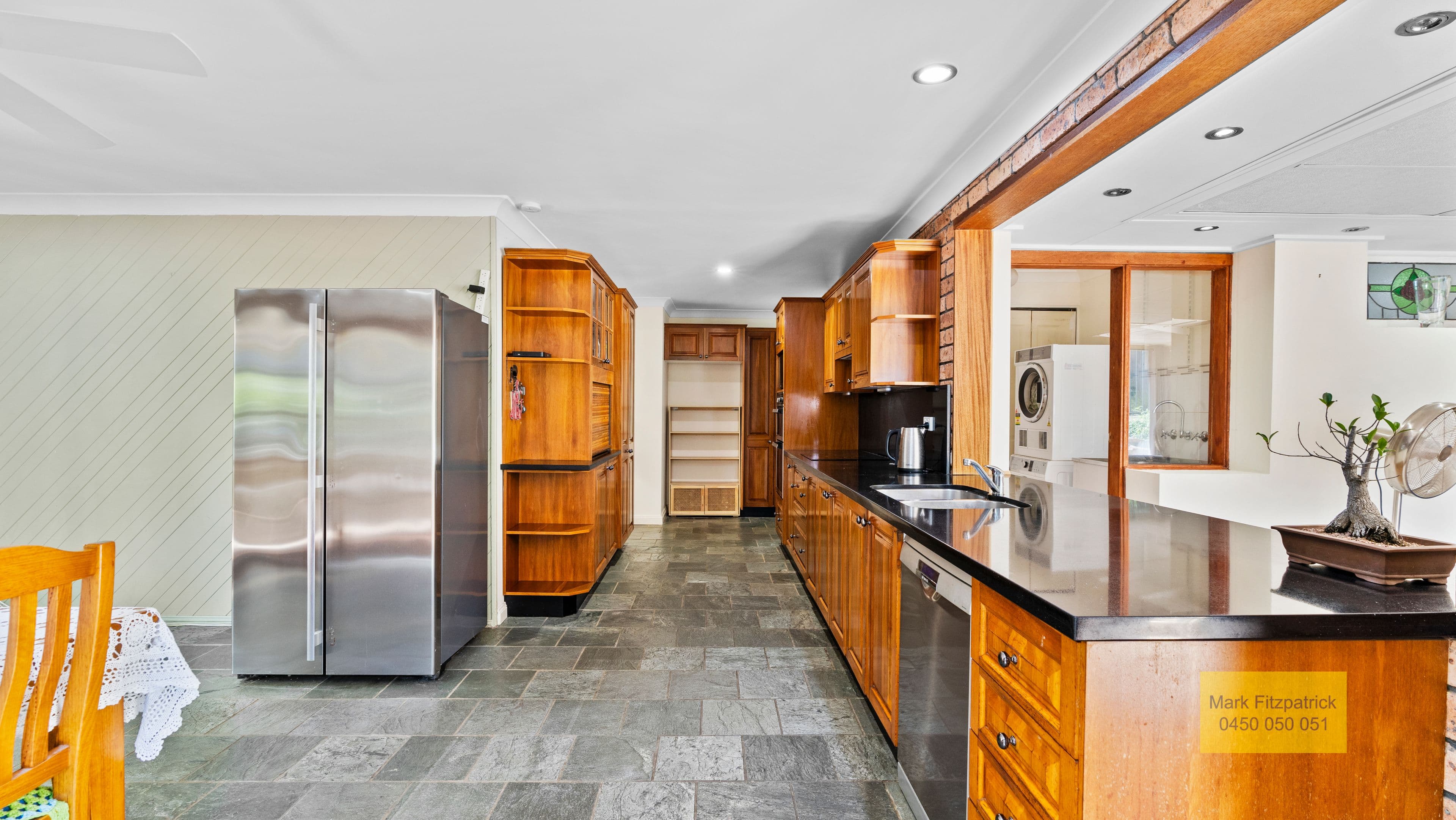 18 Bimbadeen Avenue, Bradbury NSW 2560, Bradbury - Thumbnail 4