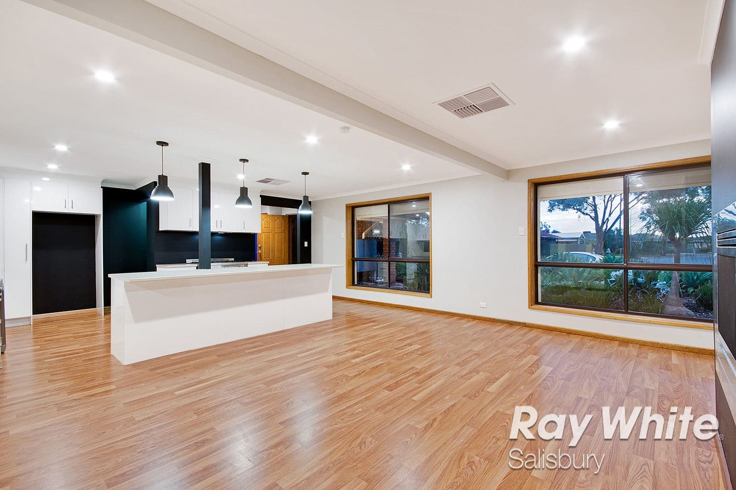 14 Holden Court, Paralowie SA 5108, Paralowie - Thumbnail 2