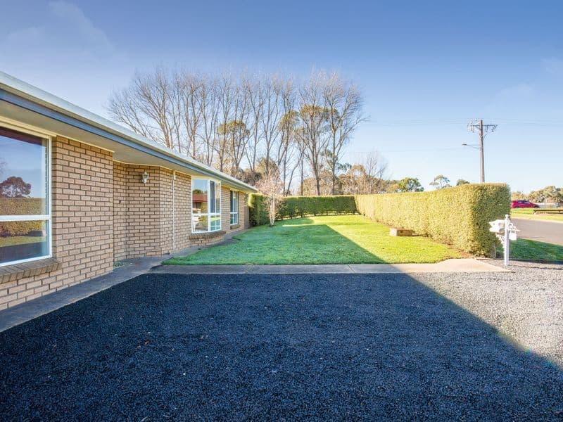 31 Genoa Street, Mount Gambier SA 5290, Mount Gambier - Thumbnail 6