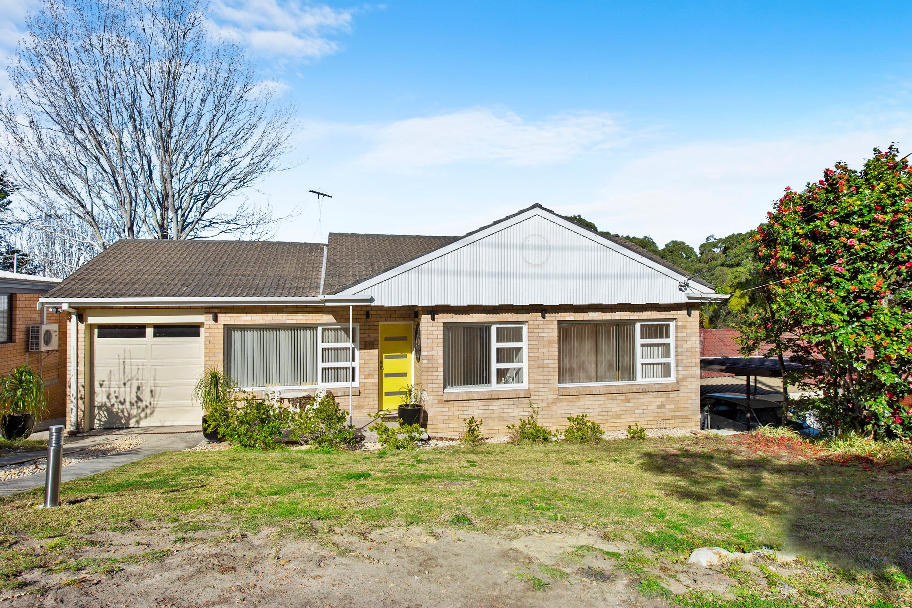 27 Yannina Avenue, Hornsby Heights - Image 1
