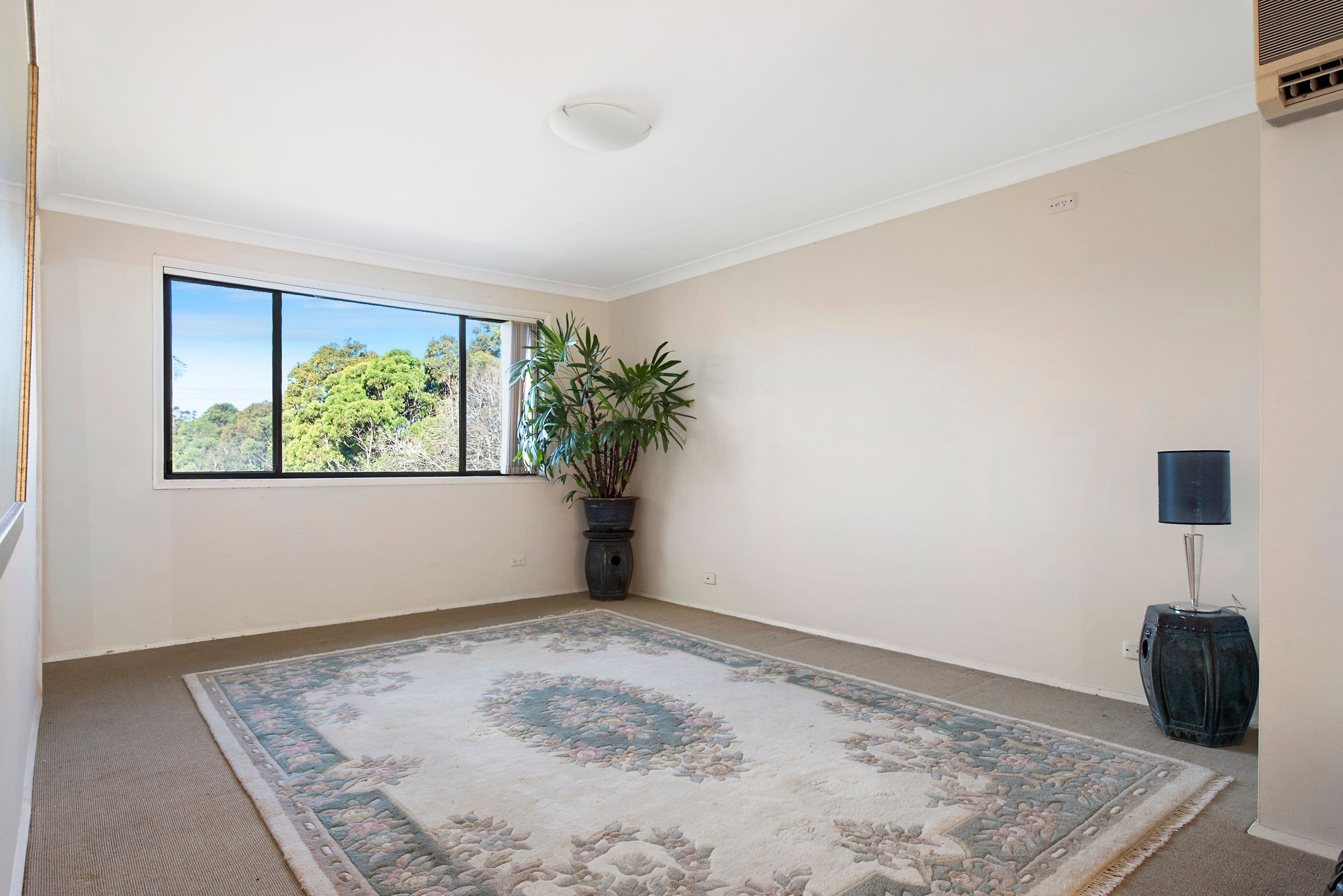 27 Yannina Avenue, Hornsby Heights - Thumbnail 4