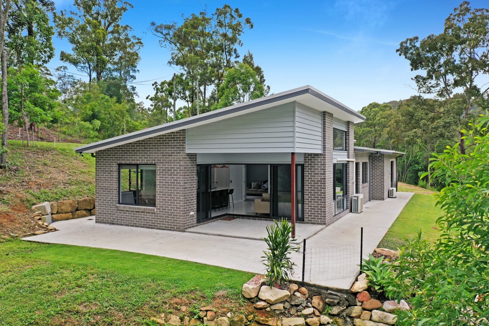 458 Bonogin Road, Bonogin QLD 4213, Bonogin - Thumbnail 2