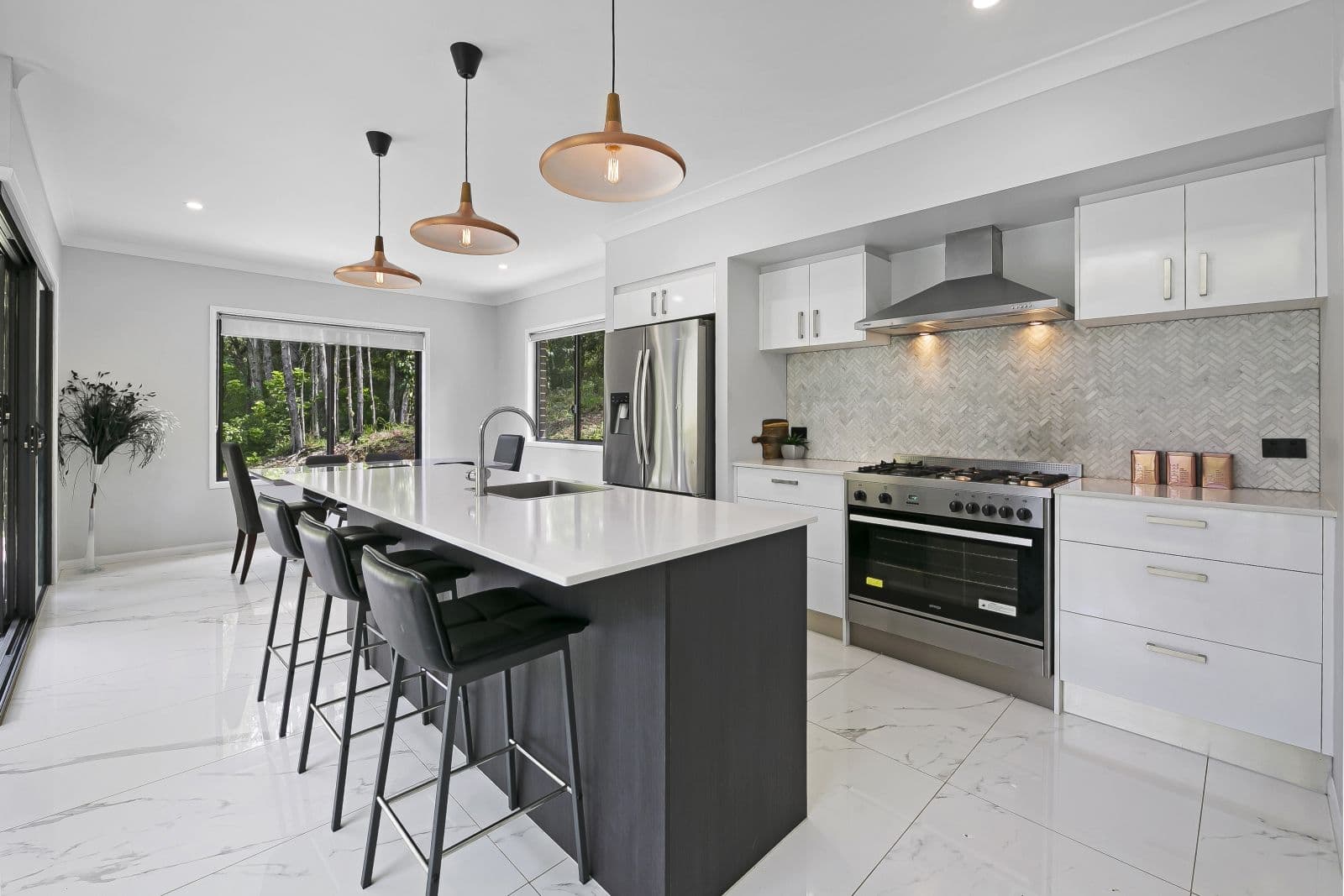 458 Bonogin Road, Bonogin QLD 4213, Bonogin - Thumbnail 3